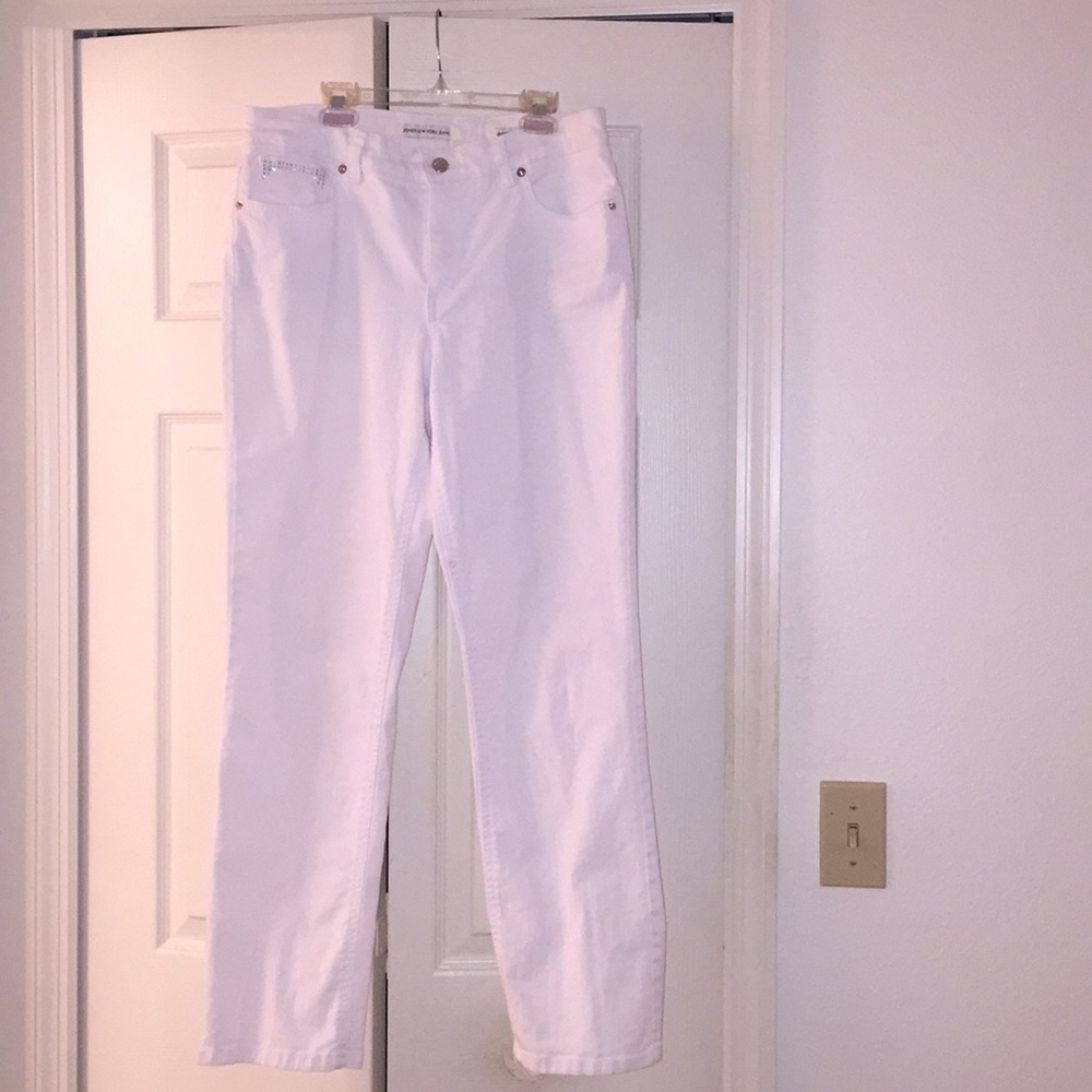 White Jones New York jeans with bling accents